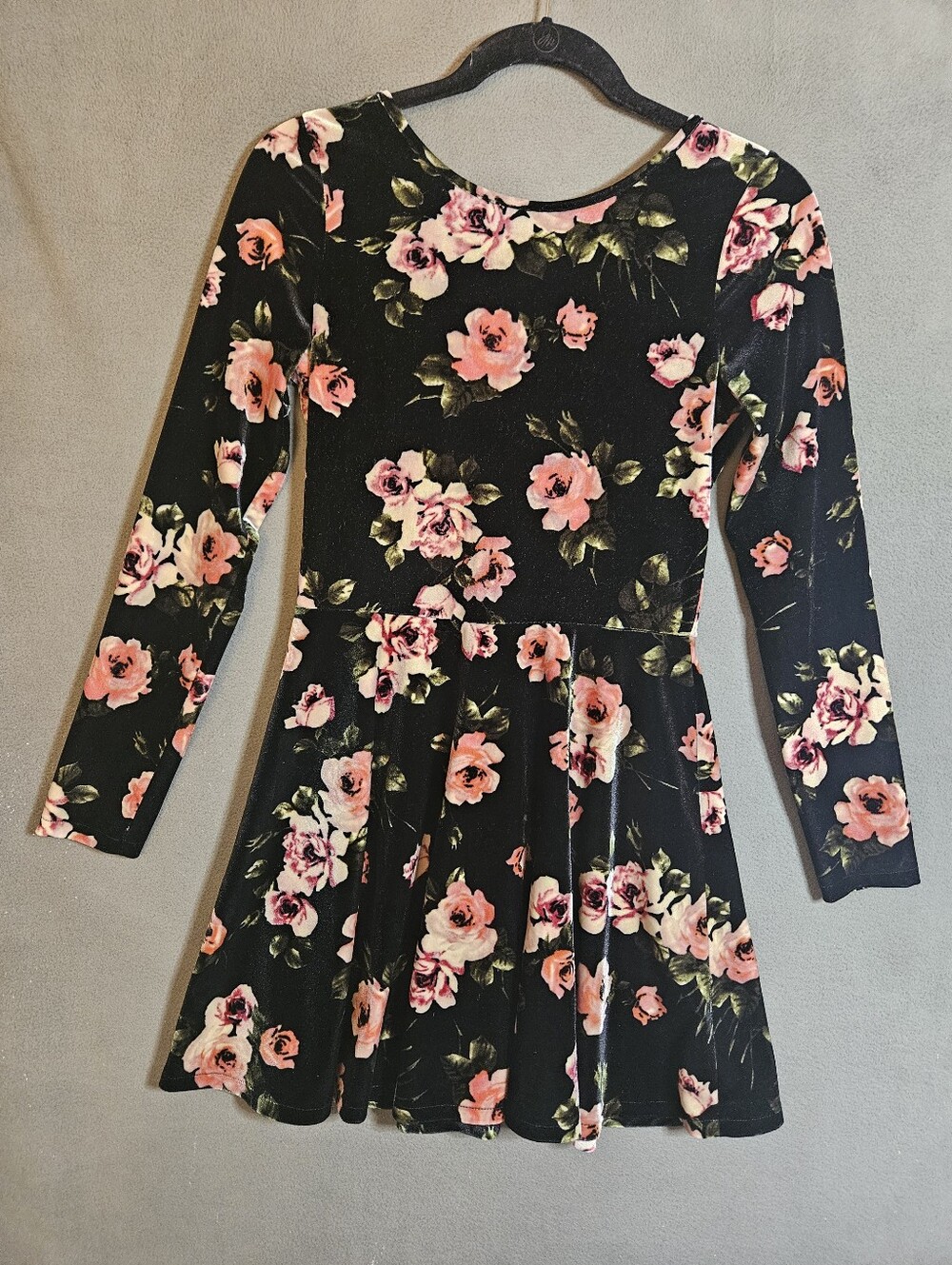 mota Velvet mini dress skater Medium Floral Black Pink Low Back Fit Flare LS